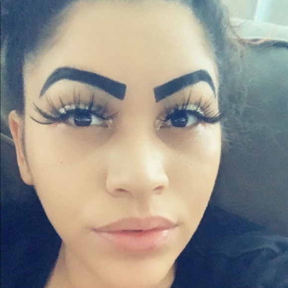 Meet your Posher, Breanne - Picture 5 of 5